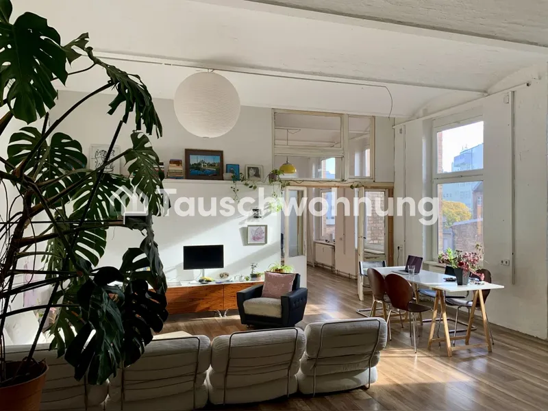 Tauschwohnung: Lichtdurchflutete Loft an der Hasenheide gegen kleinere — photo 1